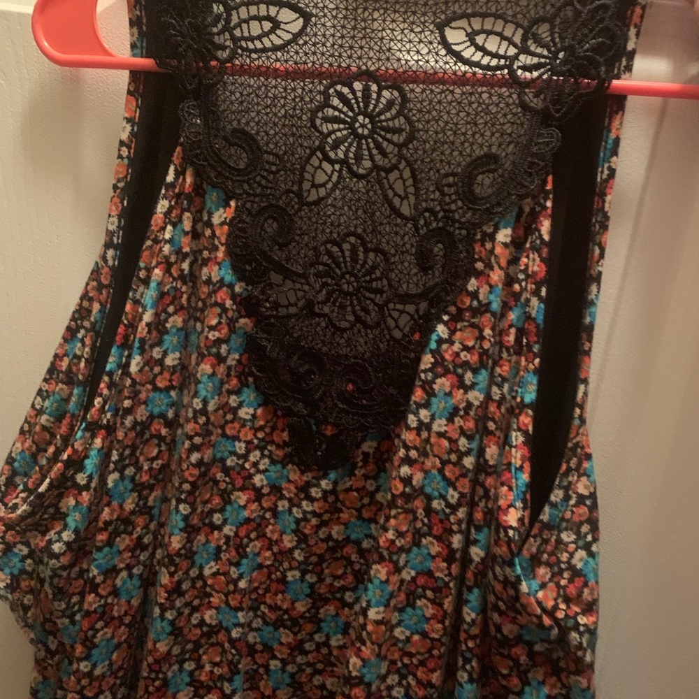 Cute top!
